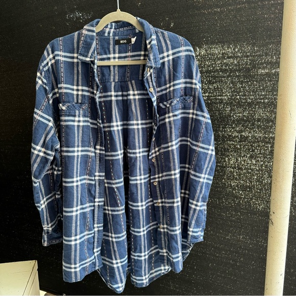 BDG Navy button-down shirts size L - Picture 3 of 5